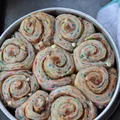 Kolorowe cynamonowe rollsy