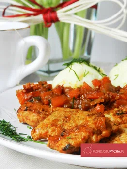 Schab duszony w warzywach i delikatnym sosie