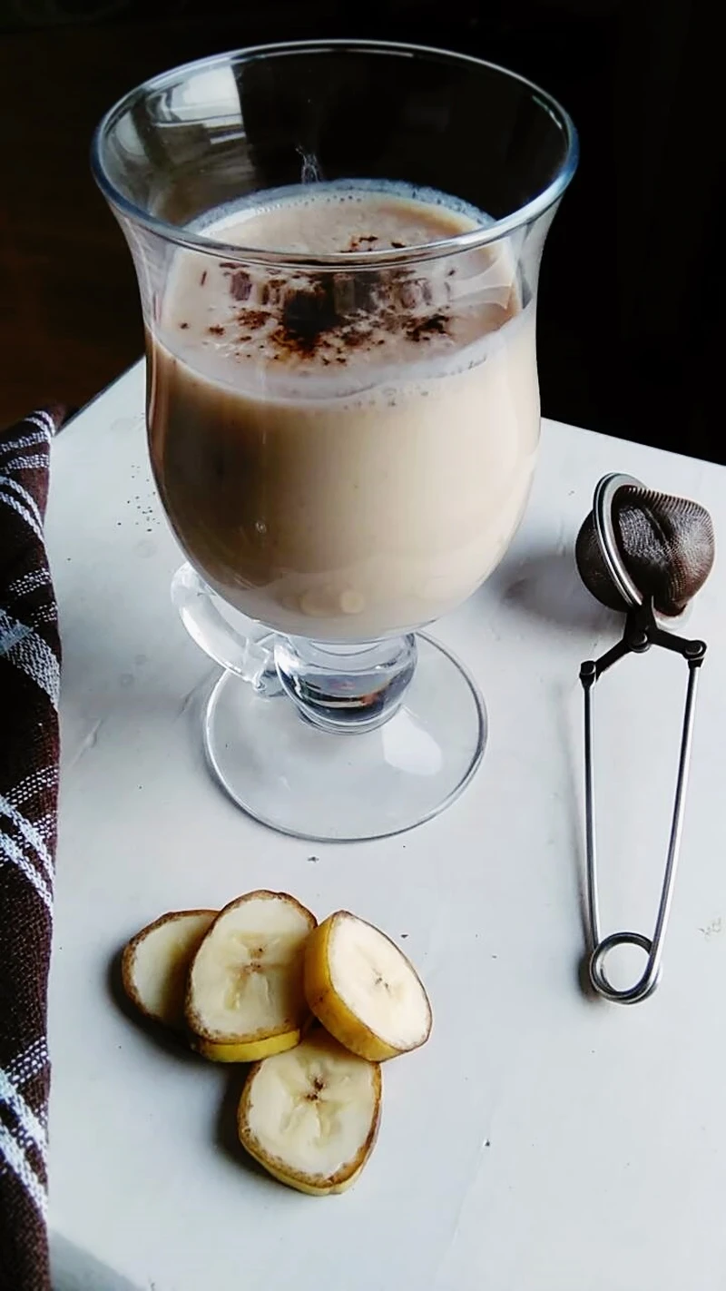 Koktajl bananowo- kawowy