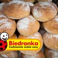 Chleb za 1 zł!  Sieć Biedronka obniżyła ceny 50 produktów w przygranicznych sklepach.