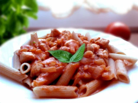 Kurczak w pomidorowym oceanie