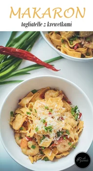 Pikantne krewetki z makaronem tagliatelle