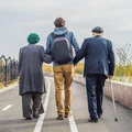 800 zł miesięcznie dla rodziców na dorosłe dzieci?! Jest projekt nowego świadczenia dla seniorów