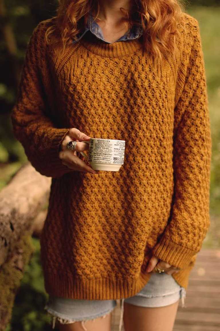 Musztardowy sweter