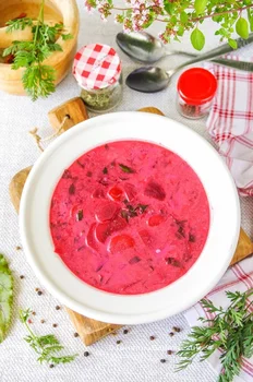 Zupa z botwiny z ziemniakami