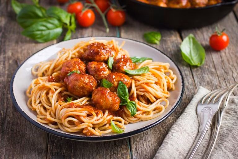 Spaghetti z klopsikami