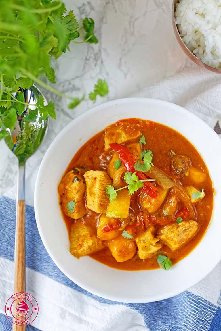 Curry z mango i kurczakiem
