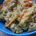 Kurczak curry smażony z warzywami i ryżem