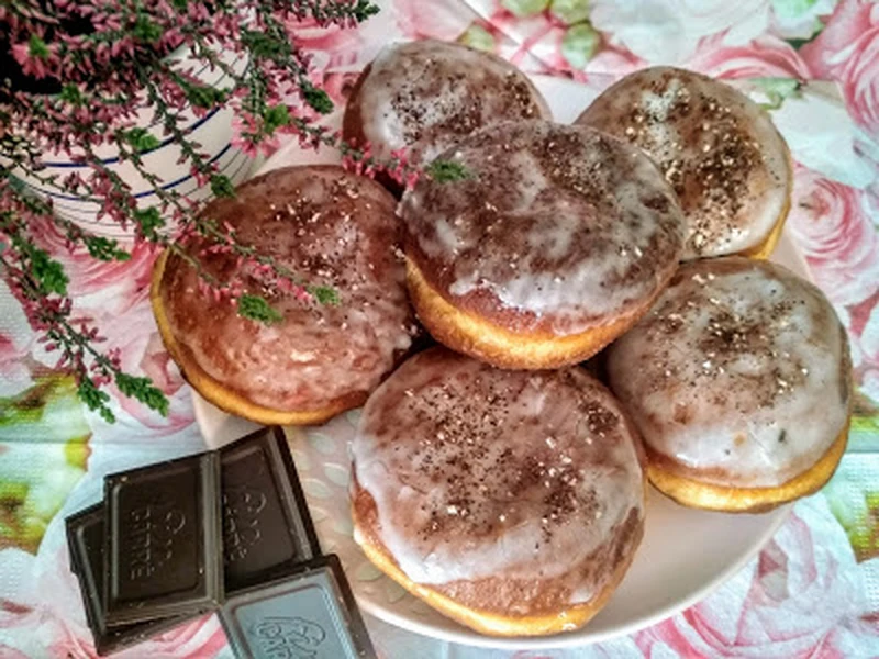 Pączki z czekoladą