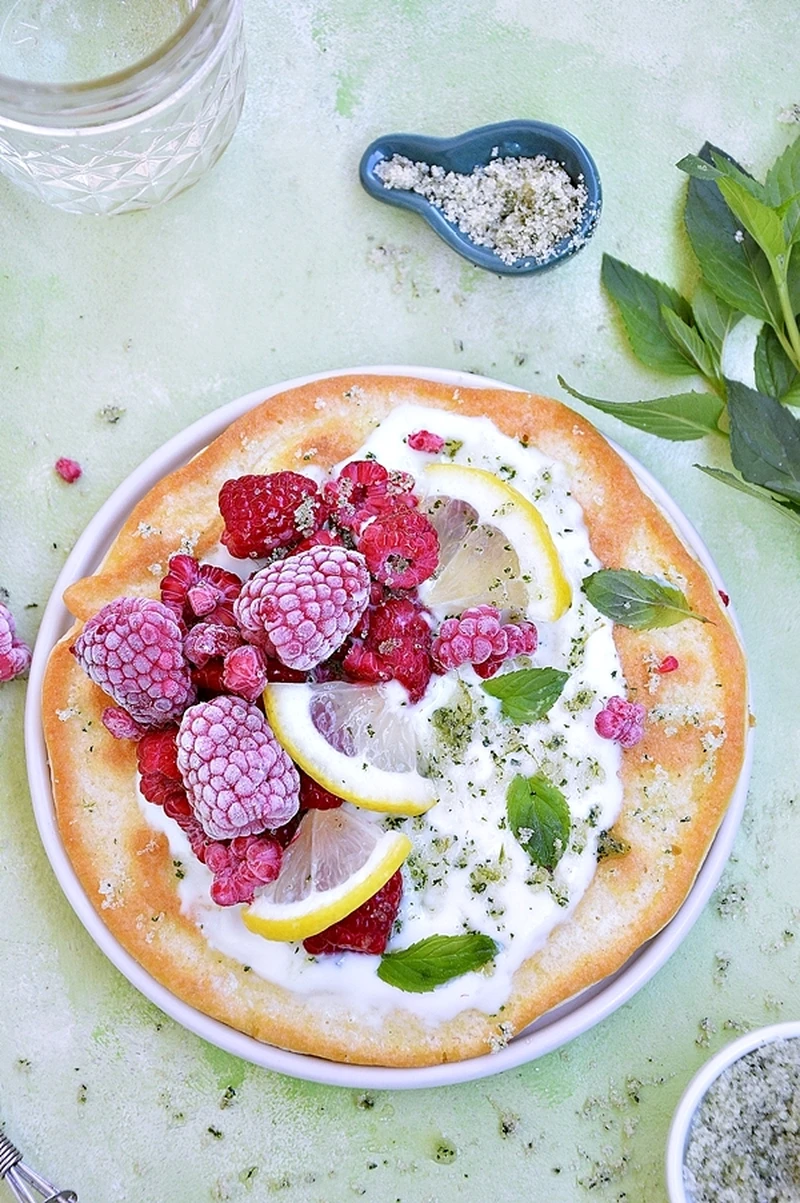 Omlet biszkoptowy z malinami