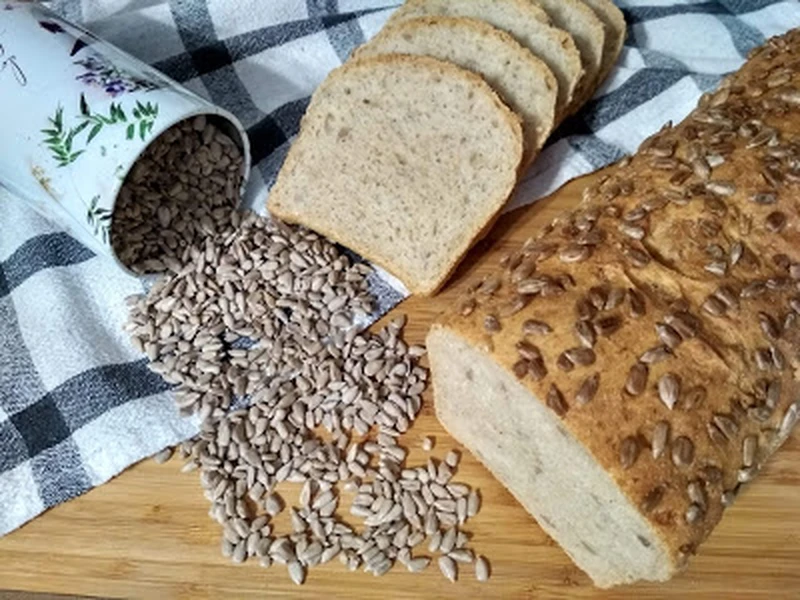 Chleb pszenny ze słonecznikiem