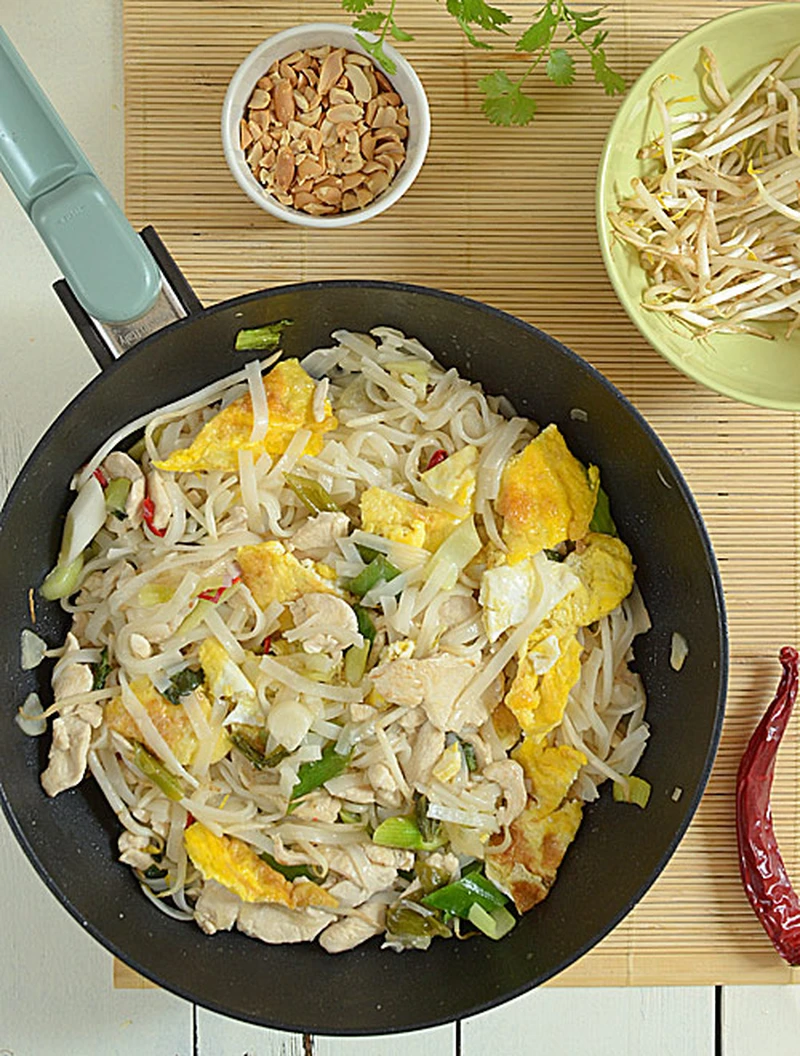 Pad thai - szybki i aromatyczny obiad w 20 minut
