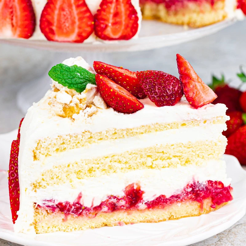 Tort truskawkowy