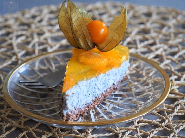 Keto basil seeds pudding cake - moderncavegirl.pl