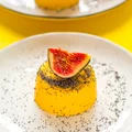 Dyniowa panna cotta z makiem i figą