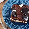 Serniko-brownie z Oreo