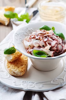 CARPACCIO Z OŚMIORNICY