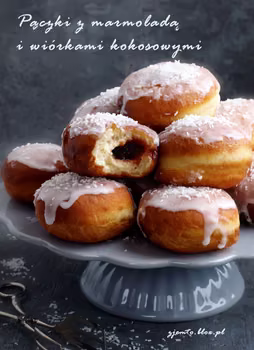 Pączki z marmoladą