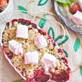 Crumble z owocami z dodatkiem lodów