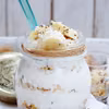 Jogurt z bananem, musli kokosem i chia