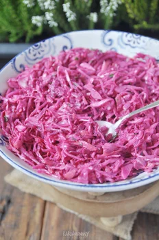 Coleslaw z burakami
