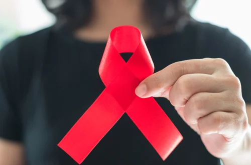 Światowy Dzień AIDS: Zrozumieć, Zapobiegać, Leczyć