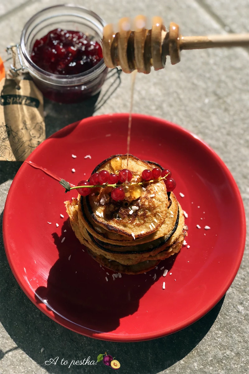 Fit pancakes na bazie płatków owsianych