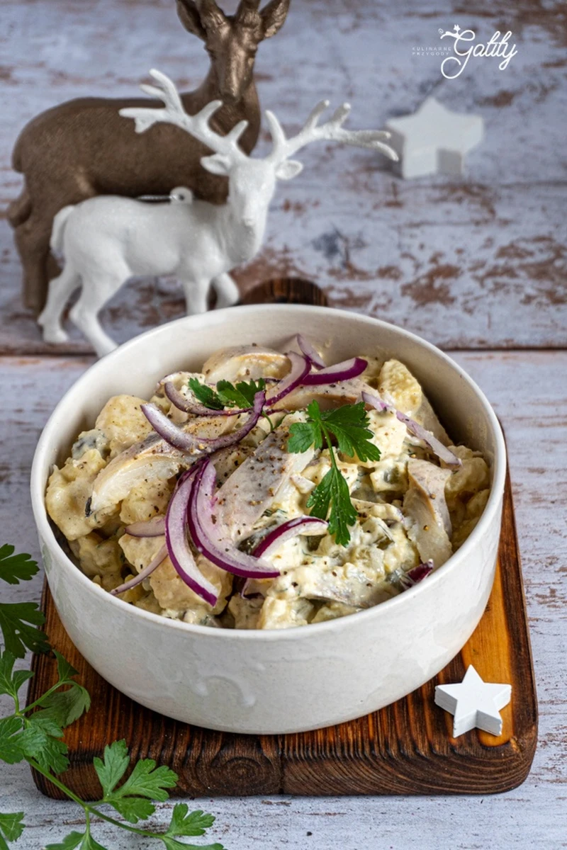 Sałatka śledziowa z ziemniakami