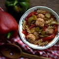 Zupa paprykowa z klopsikami