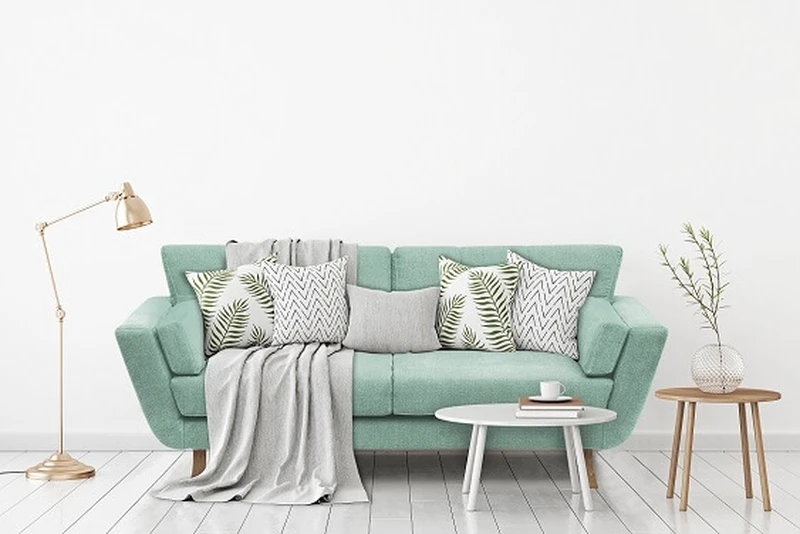 Sofa i stolik kawowy - jak wybrać wygodne połączenie?