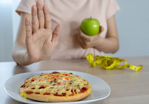 "Czy Twoja dieta niszczy hormony?" – Co jeść, aby utrzymać równowagę hormonalną?