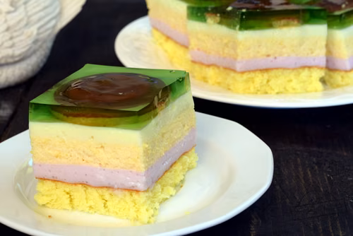 Ciasto piankowe z delicjami