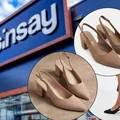 Te buty z Sinsay za 69 zł to hit na Komunie i ślub! Wygodny, niski słupek i zamszowy wygląd - cudne do spodni i sukienki