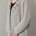 Bawełniany sweter szydełkowy