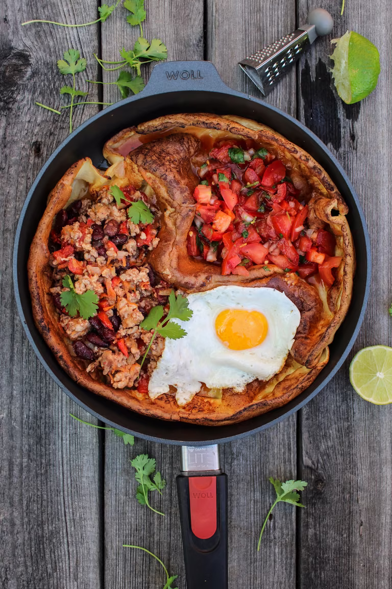 Pieczone naleśniki z farszem tex-mex