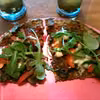 Zdrowa i lekka pizza na cukiniowym spodzie