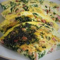 Keto omlet z boczkiem i szpinakiem (Paleo, LowCarb)