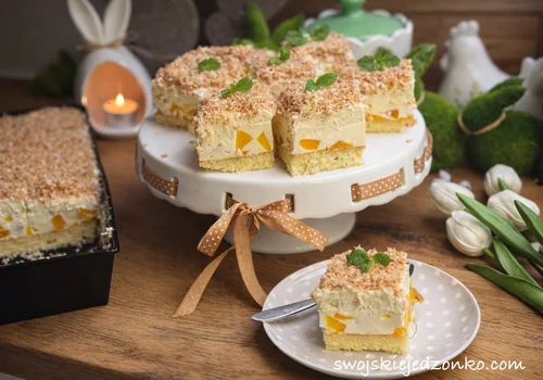 Ciasto Biała Dama z brzoskwiniami