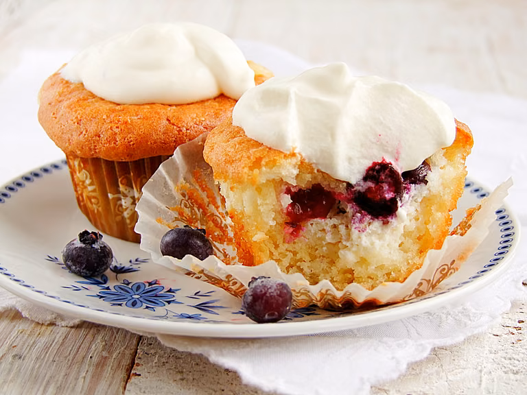 muffinki z serem i z borówkami
