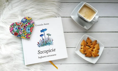 Szczęście bajkami cerowane