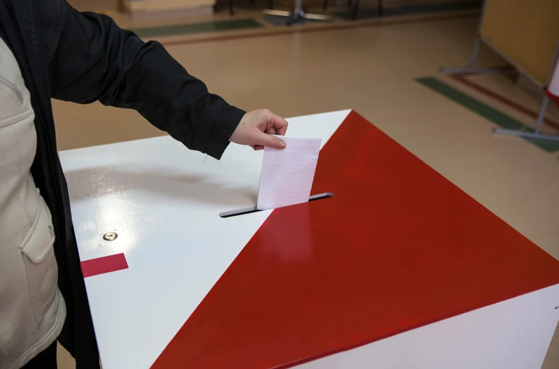 Do której godziny można głosować w wyborach?