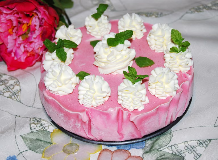 Tort lodowy porzeczkowy