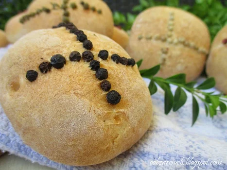 Wielkanocne chlebki do koszyczka