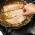 Po usmażeniu ryby zadbaj o tej jeden szczegół! Goście będą zachwyceni