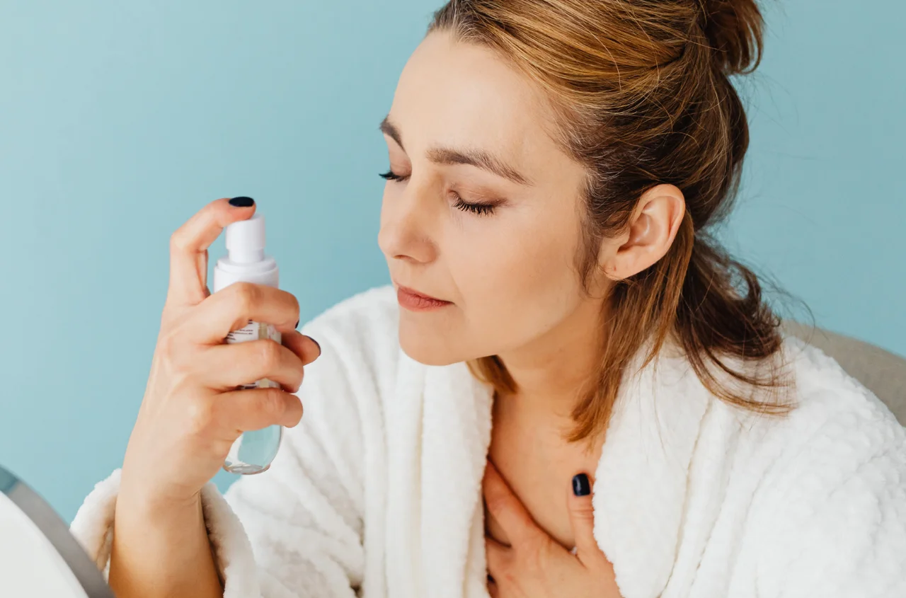 Ten spray na migreny daje efekt liftingu twarzy! Zobacz, jak działa!