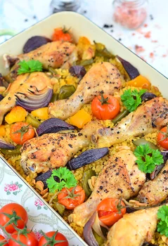 Pieczone udka z kaszą bulgur i warzywami