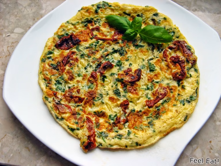 Omlet z suszonymi pomidorami