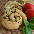 Precelki drożdżowe "czosnkowo-ziołowe"