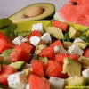 Sałatka z arbuzem, awokado i fetą - 290 kcal