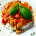 Paprykowo-pomidorowy gulasz drobiowy